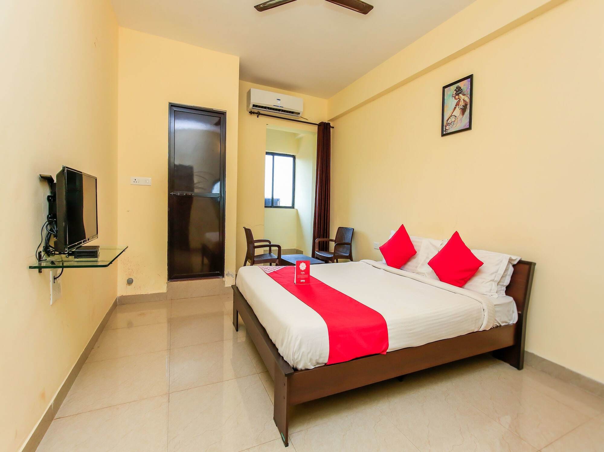 Oyo 14276 Hotel Spring Height Acaro Bagian luar foto
